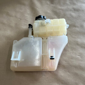 2016-2024 Chevrolet Camaro SS 6.2L V8 Coolant Overflow Tank