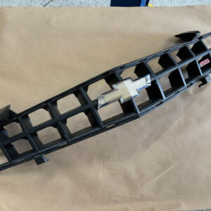 2010-2013 Chevrolet Camaro SS Front Bumper Upper Grille GM - OEM